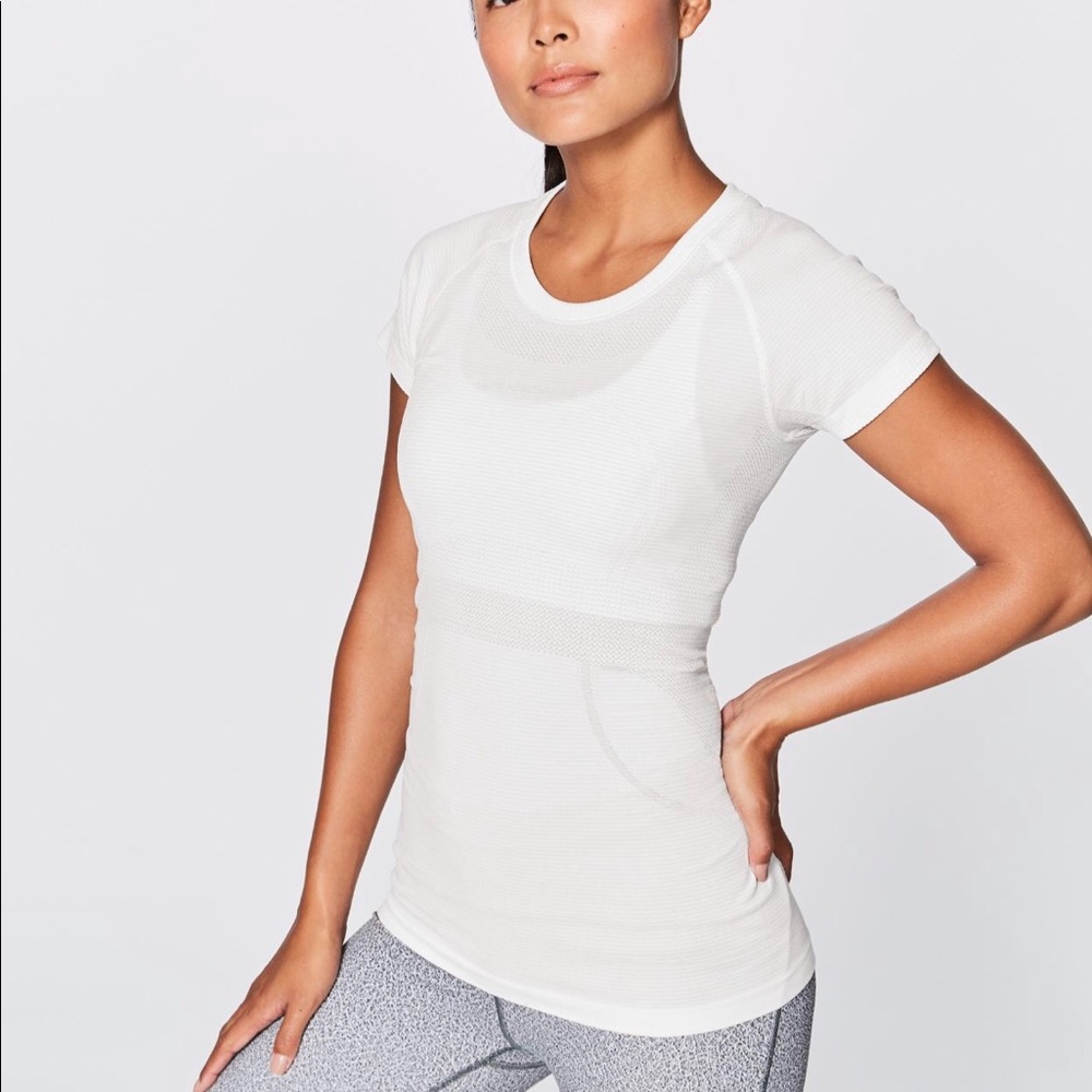 Swiftly Tech Short Sleeve Crew